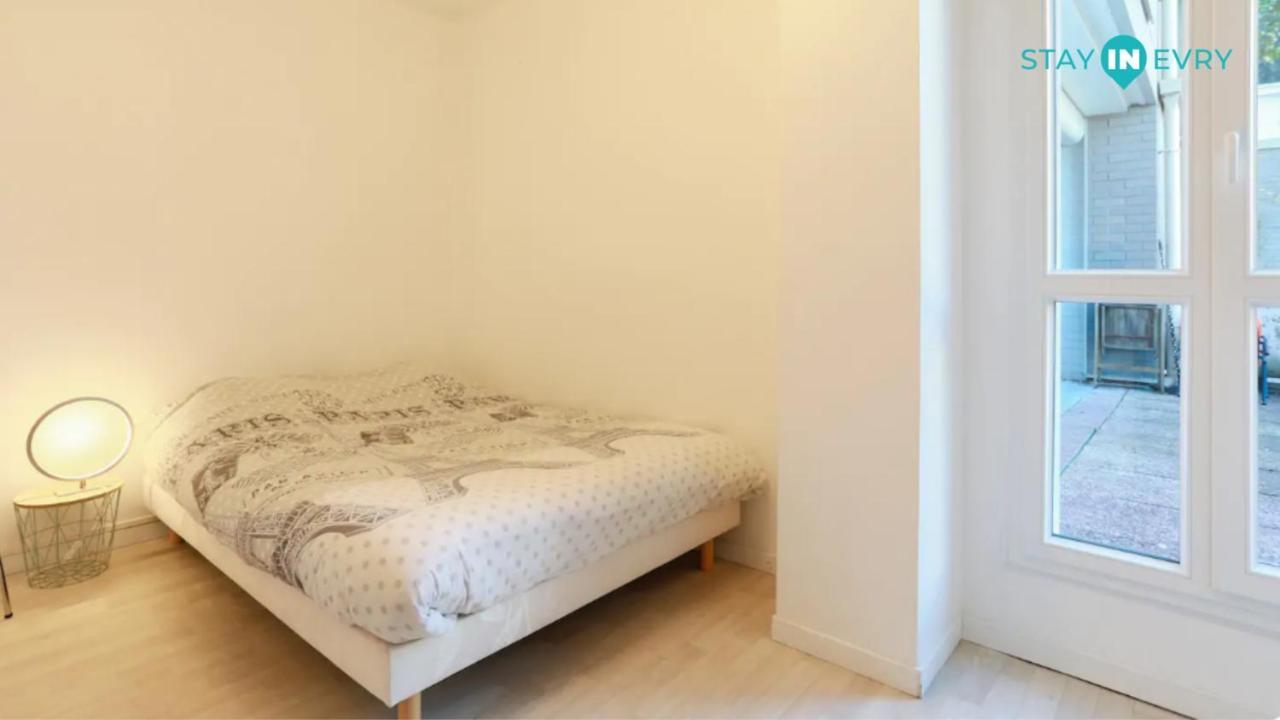 Stay In Evry Courcouronnes Exterior foto